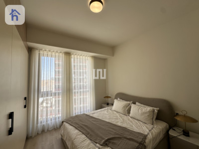 Modern Apartment image 10