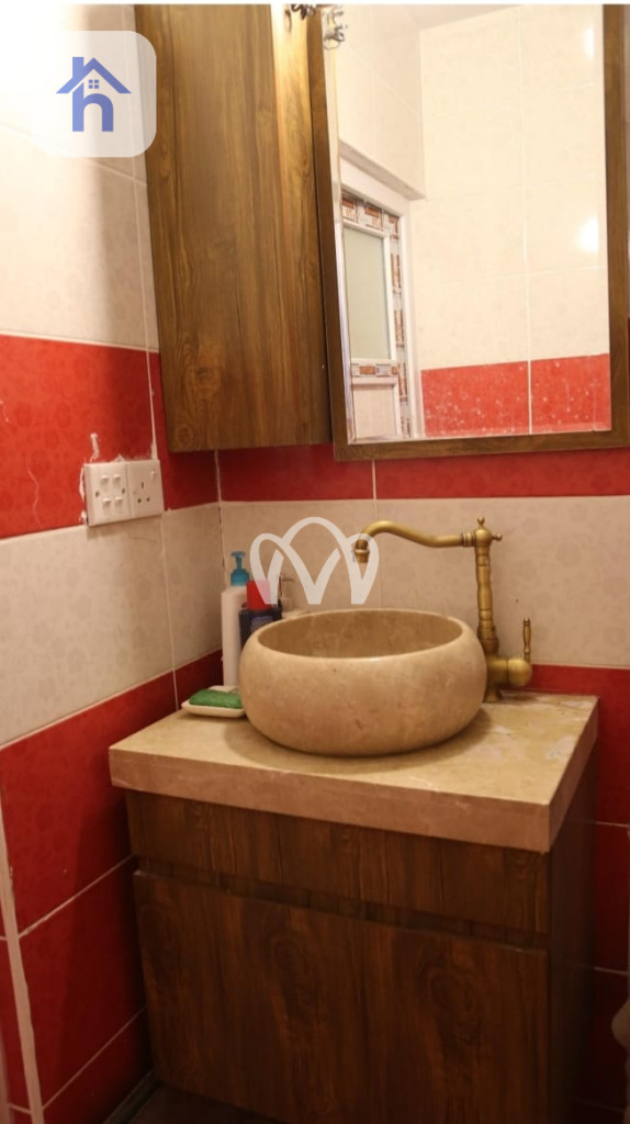 شوقەی ڕاخراو بۆ فرۆشتن وێنە 7