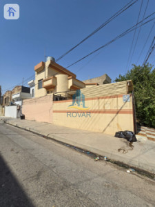 خانووی ڕوکن بەرامبەر باخچە image 2