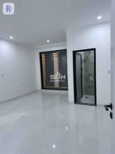 Spacious 4-Bedroom House in Bakhtyari image 13