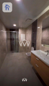 Spacious Apartment in Empire Square image 7