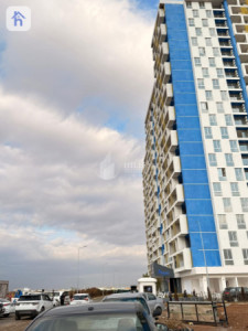 Modern studio apartment near airport Image 5
