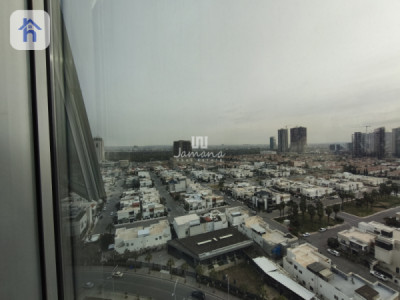 Modern office in Empire Business Towers image 9