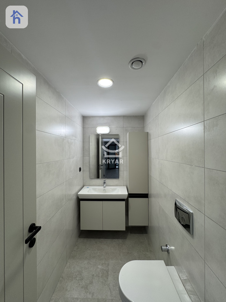 Stylish Apartment in Prime Location Resim 8