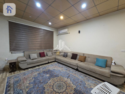 Spacious house with 5 Bedrooms Image 7