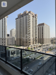 Elegant One-Bedroom Apartment in Queen Tower image 14