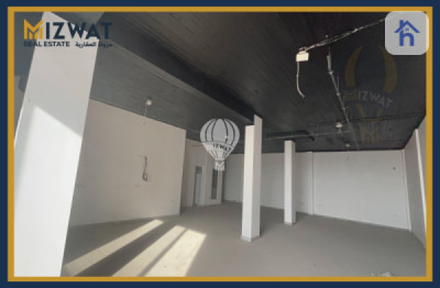 طابق تجاري واسع للإيجار image 2