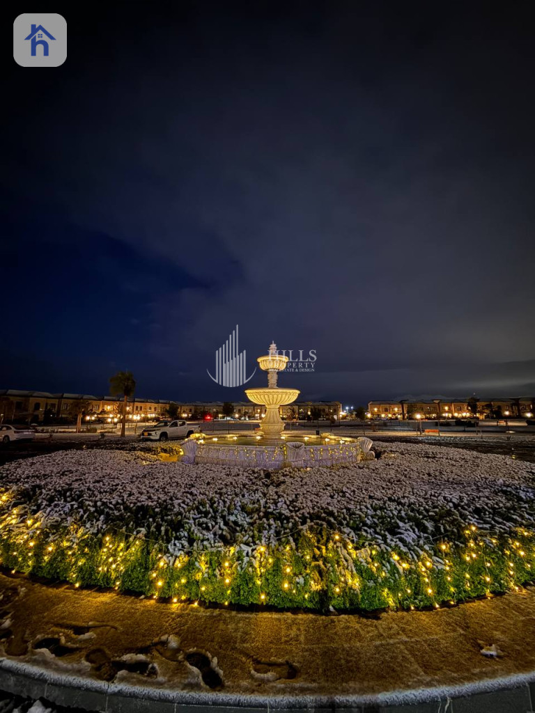 Cozy Home with Expansive Space Image 7