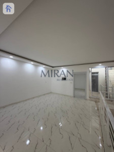 Modern House Image 9