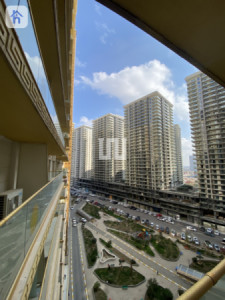 Spacious apartment in Roya Tower Resim 8