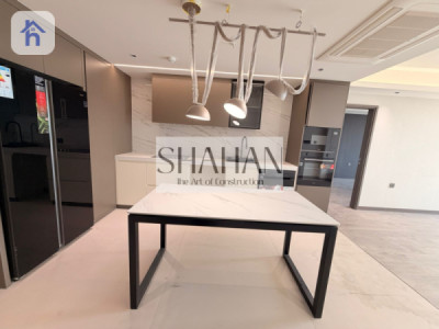 شوقەیەکی مۆدێرن لە تاوەری کاڤالی image 1