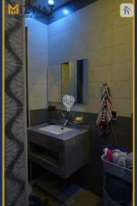 Spacious Family Home in Baghdad Image 35