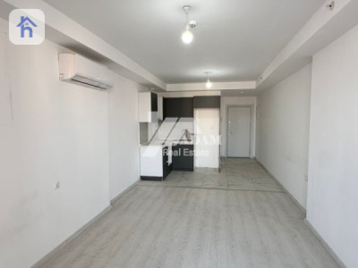 Studio Apartment Image 3