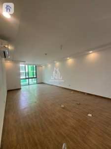 شقة عصرية في لايف تاور image 2