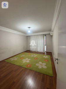160m Apartment for rent Image 3