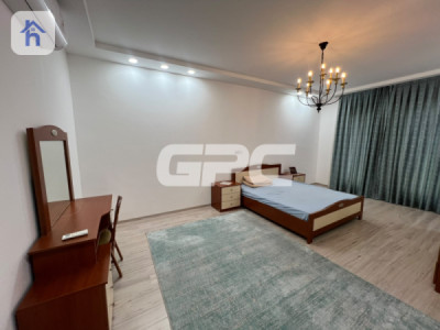 Spacious family home in Italian village 2 Image 6