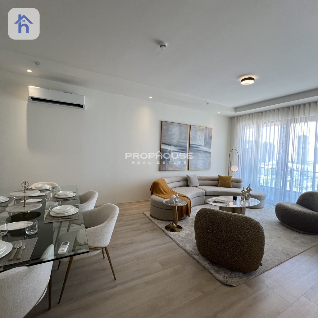 Elegant 3-Bedroom Apartment for Sale Image 2