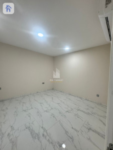 Spacious House For Rent image 14