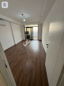 شوقەیەکی یەک ژووری نوستن بە خزمەتگوزاری نایاب image 2