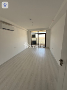 Elegant 1-Bedroom Apartment in Empire Pearl Towers image 1