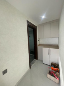 Modern Apartment in Sky Towers Image 3