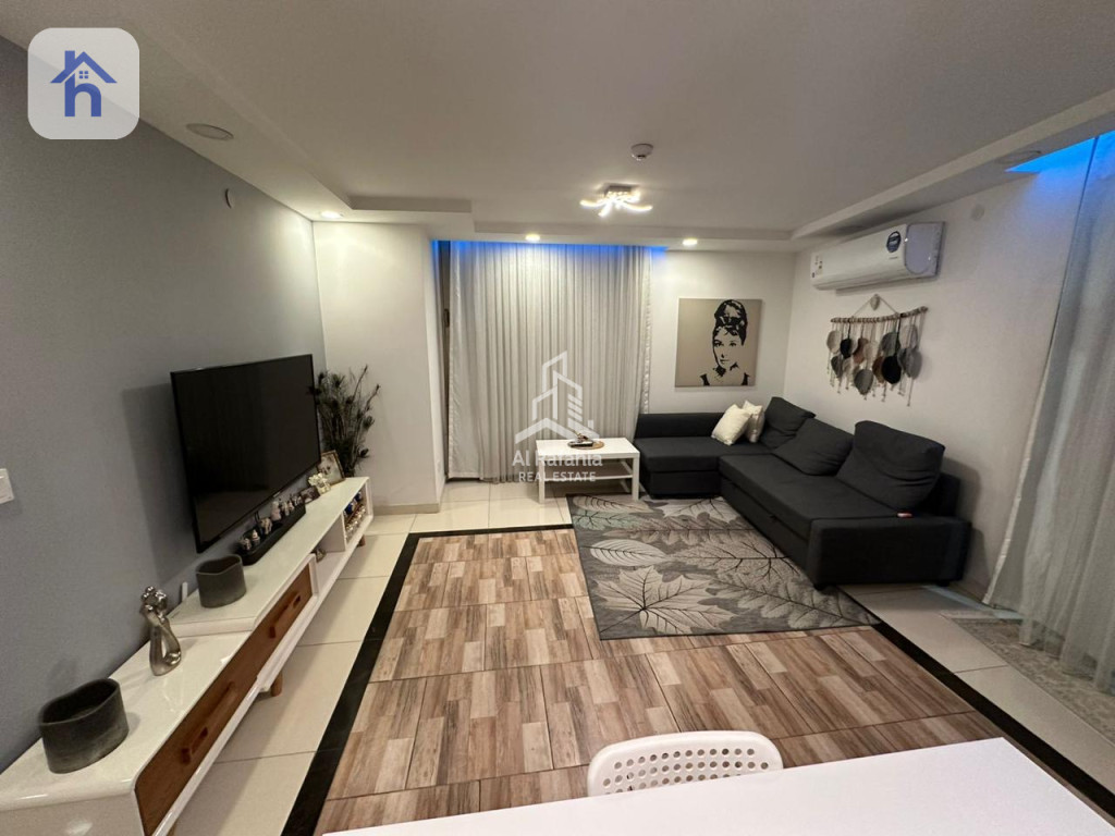 شوقەی مۆدێرن ٢ ژووری نوستن لە شوێنێکی باش