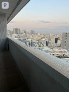 Modern Apartment with Stunning Views Resim 4