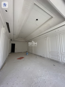 Elegant Residence in Dream City Image 10