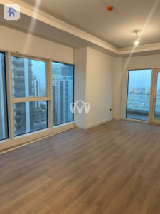 Corner Apartment image 3