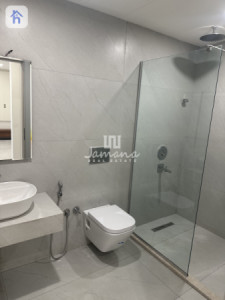 87m² Office in Prime Location Image 9