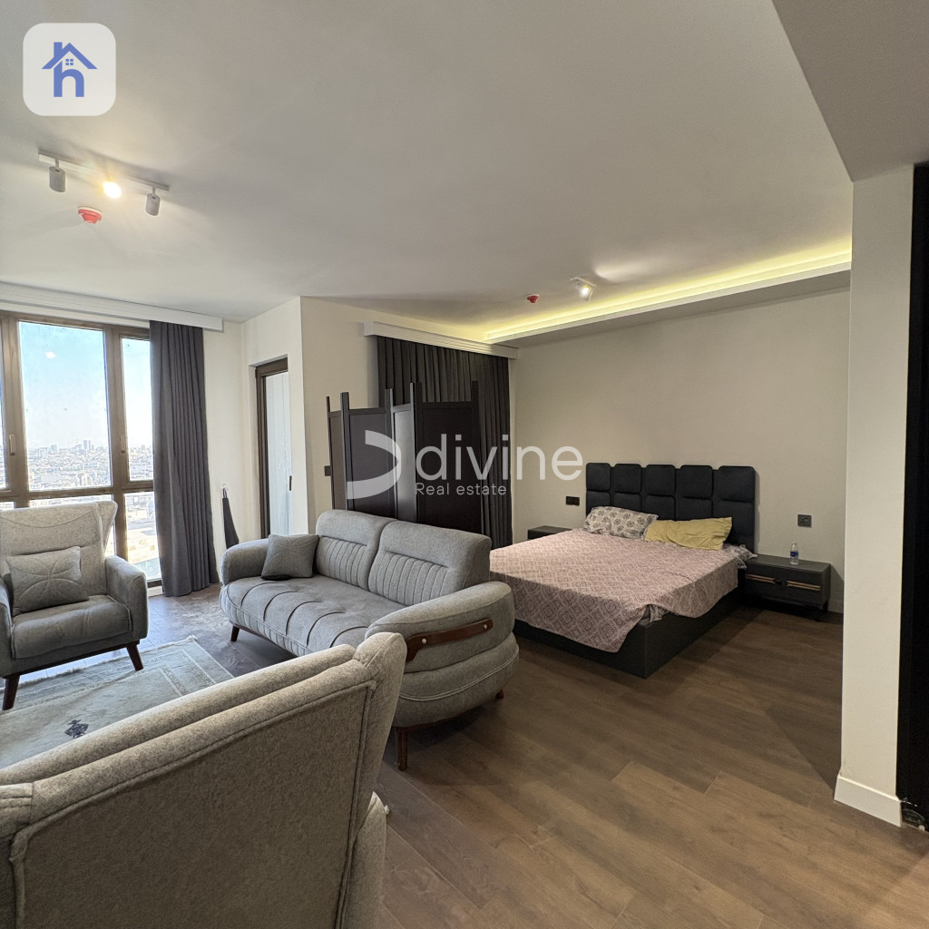 Modern furnished studio in prime location