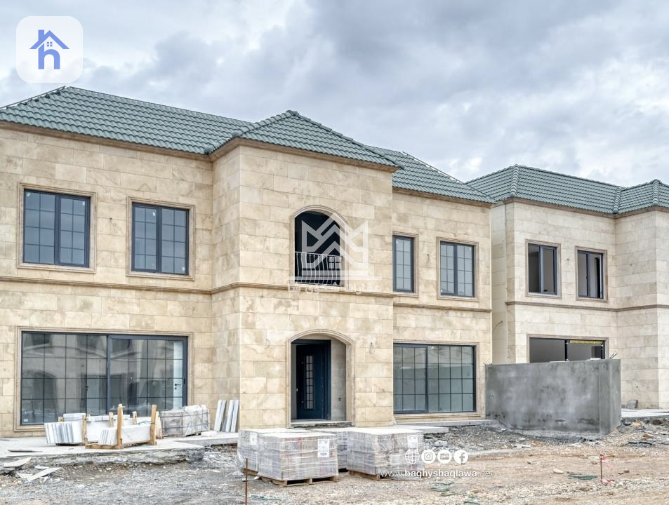 Spacious Family Home in Spanish Village 2