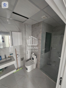 Elegant Apartment in Prime Location image 12