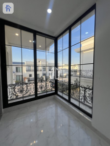 Modern House Image 18