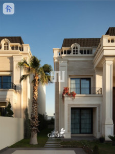 Spacious Villa in Erbil Garden image 3