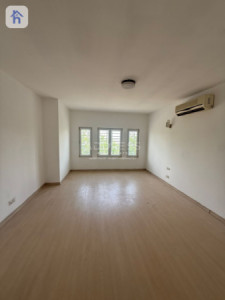 Spacious Family Home in Hiwa City image 9