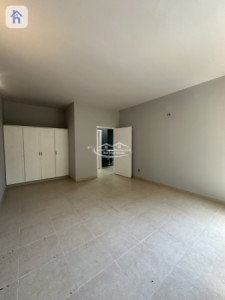 Spacious Villa in English Village image 13