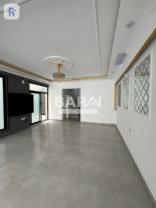 Spacious 4-Bedroom House image 2