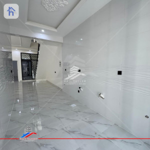 ماڵێکی خێزانیی ئارام لە ڕوشنبێری 1 وێنە 3