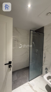 شقة استوديو مشرقة في موقع متميز صورة 3