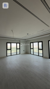 Spacious 5-Bedroom Apartment in Rami Towers image 8