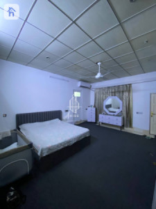 Modern 4-bedroom house in Rasty Image 10