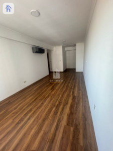 Spacious 3-Bedroom Apartment in Roya Tower Resim 8