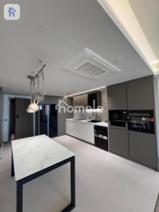 Modern Apartment in Cavalli Tower Image 4