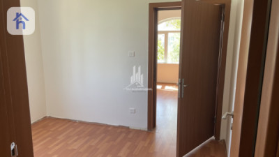 Spacious house in Italian Village 1 Image 16
