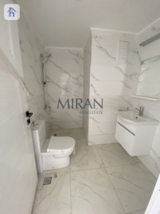 Studio Apartment Image 4