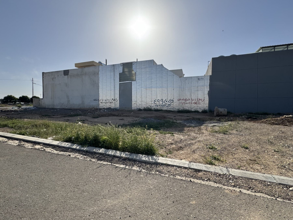 Spacious plot in Asuda City