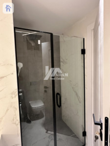 Luxurious 4-Bedroom Apartment on High Floor image 11