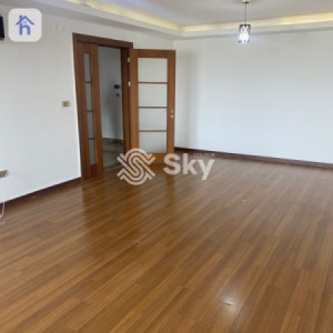 Apartmentin park view for Rent Image 3