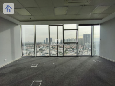 Modern office in Empire Business Towers image 5